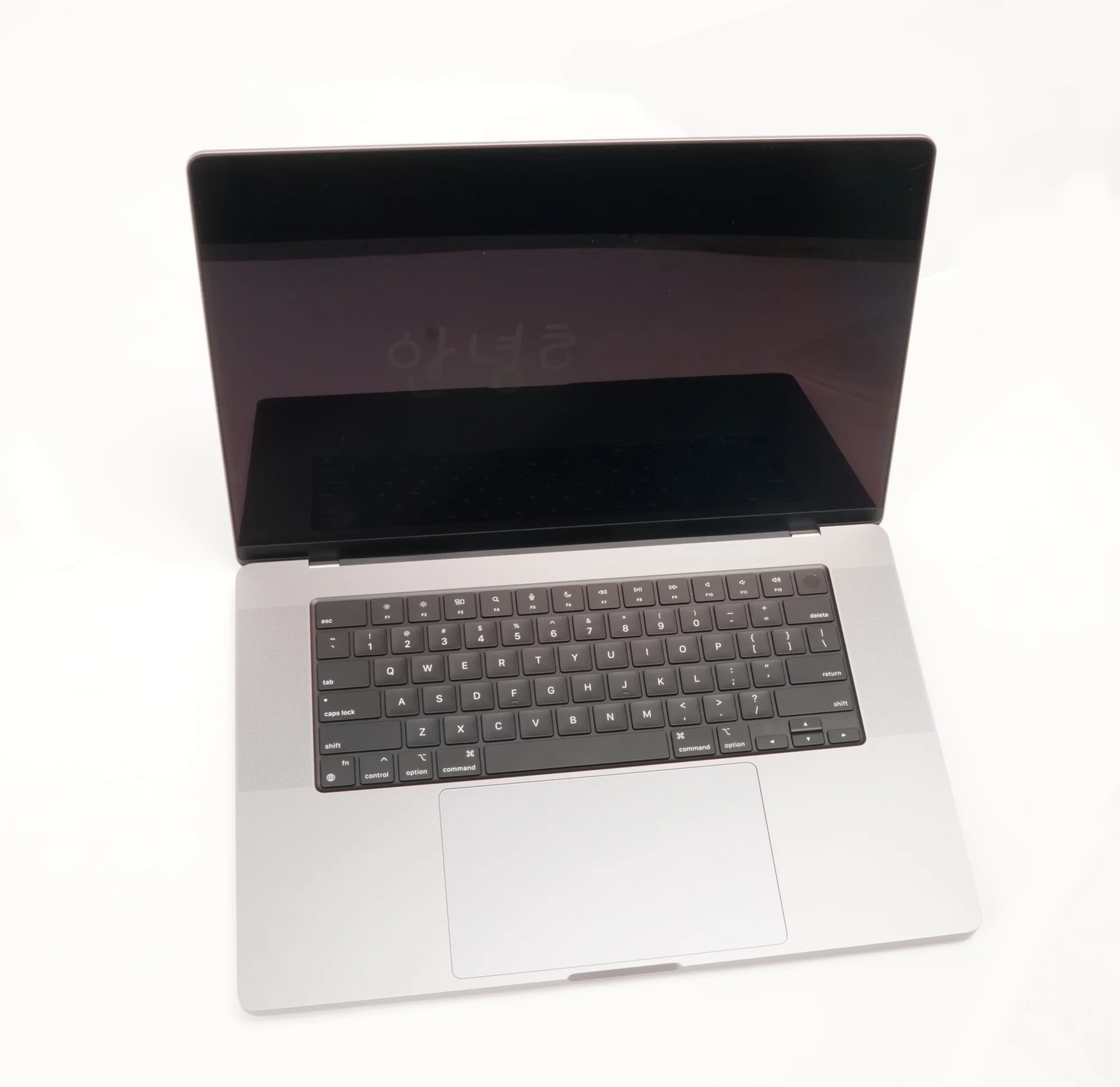 Apple MacBook Pro, 16.2-Inch, 512GB SSD (Space Gray) (Used) - Image 2