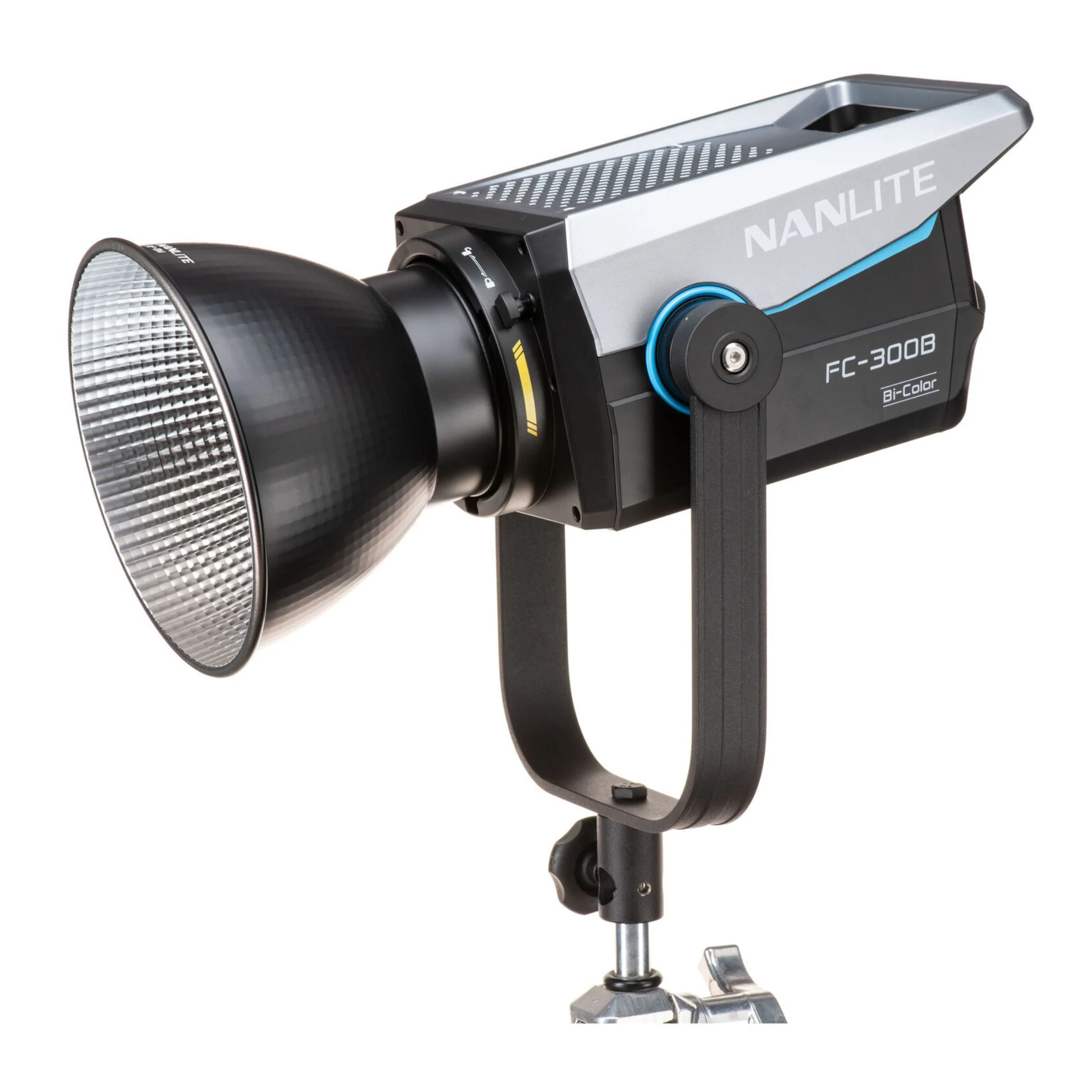 Nanlite FC300B Bi-Color LED Spotlight and Projection Attachment Bundle - Image 2