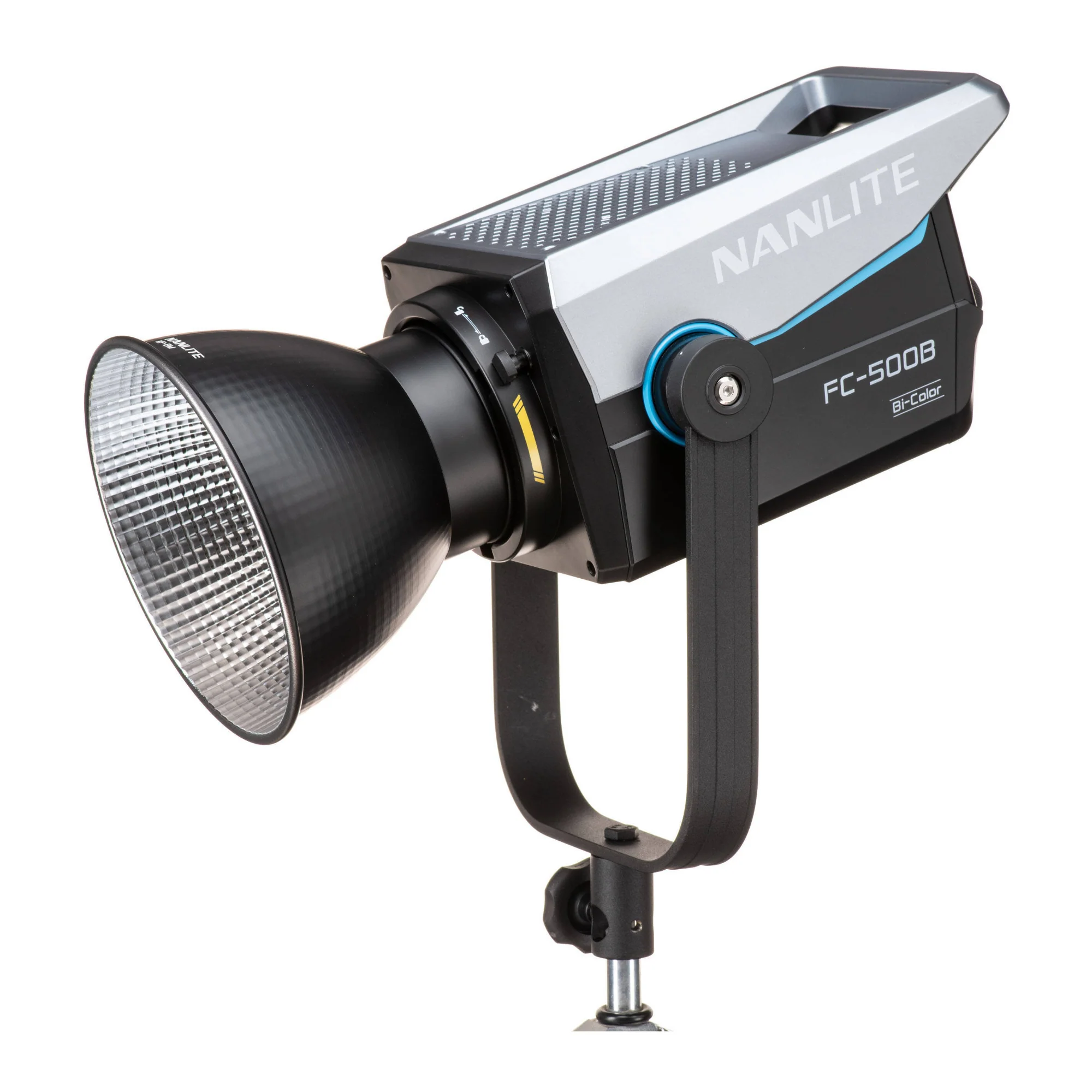 Nanlite FC500B Bi-Color LED Spotlight with 2700-6500K CCT and 12 Special Effects - Image 3