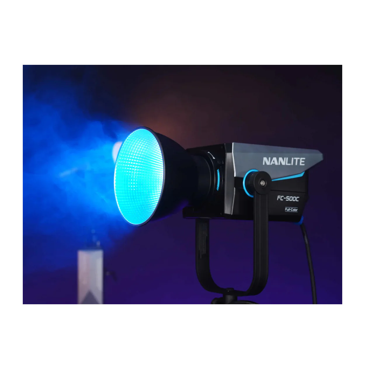 Nanlite FC-500C RGBW Color LED Spotlight with FC PowerController Kit - Image 9
