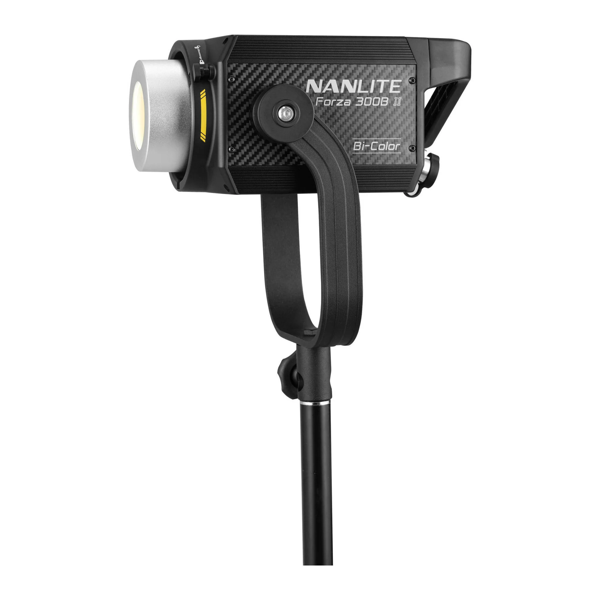 Nanlite Forza 300B II Bi-Color LED Monolight - Image 4