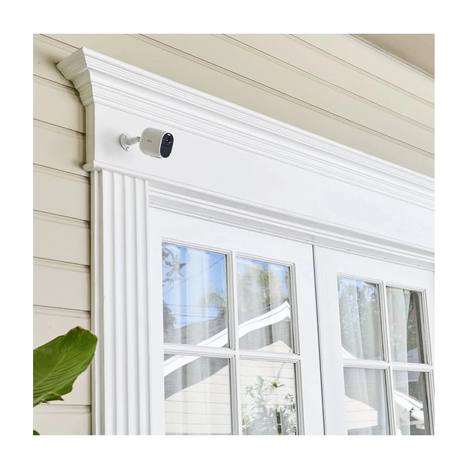 Arlo Essential Spotlight 4 Camera Security System with Solar Power Panel (White) - Image 4