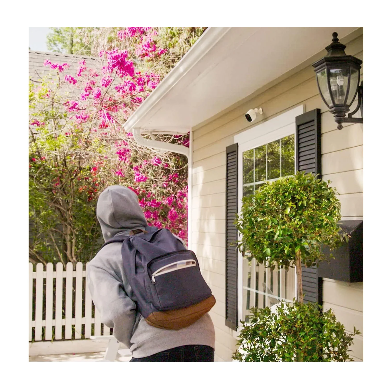 Arlo Essential Spotlight 4 Camera Security System with Solar Power Panel (White) - Image 8