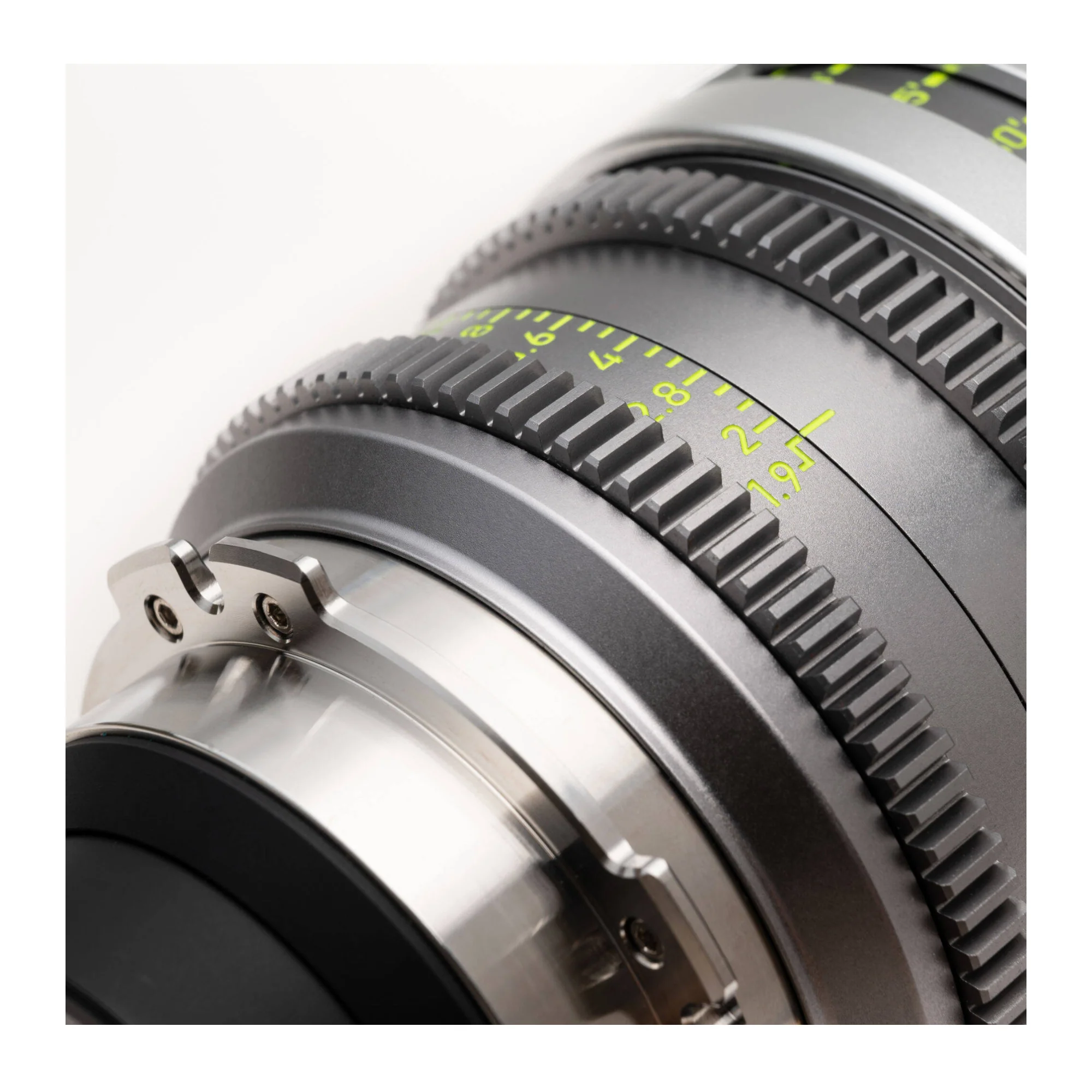 NiSi ATHENA Tuned Prime T2.4/1.9 Full-Frame 5-Lens Kit with Case (PL Mount) - Image 7