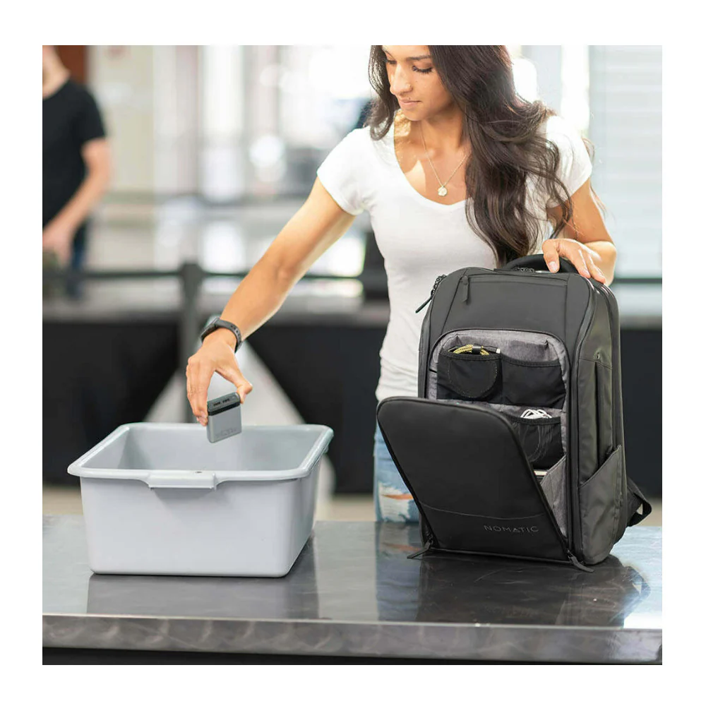 Nomatic V2 Expandable Travel Pack Featuring Water-Resistant Materials and YKK Zippers (20 L) - Image 6