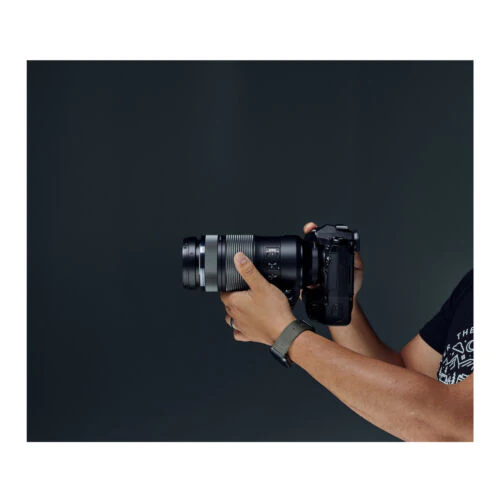 Olympus M.Zuiko Digital ED 100-400mm f/5.0-6.3 IS Lens (Black) - Image 12