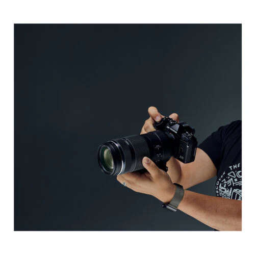 Olympus M.Zuiko Digital ED 100-400mm f/5.0-6.3 IS Lens (Black) - Image 13