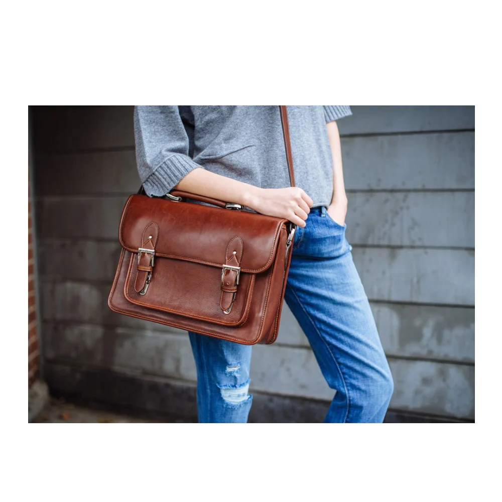 ONA Brooklyn Shoulder Messenger Bag (Chestnut Brown) - Image 7