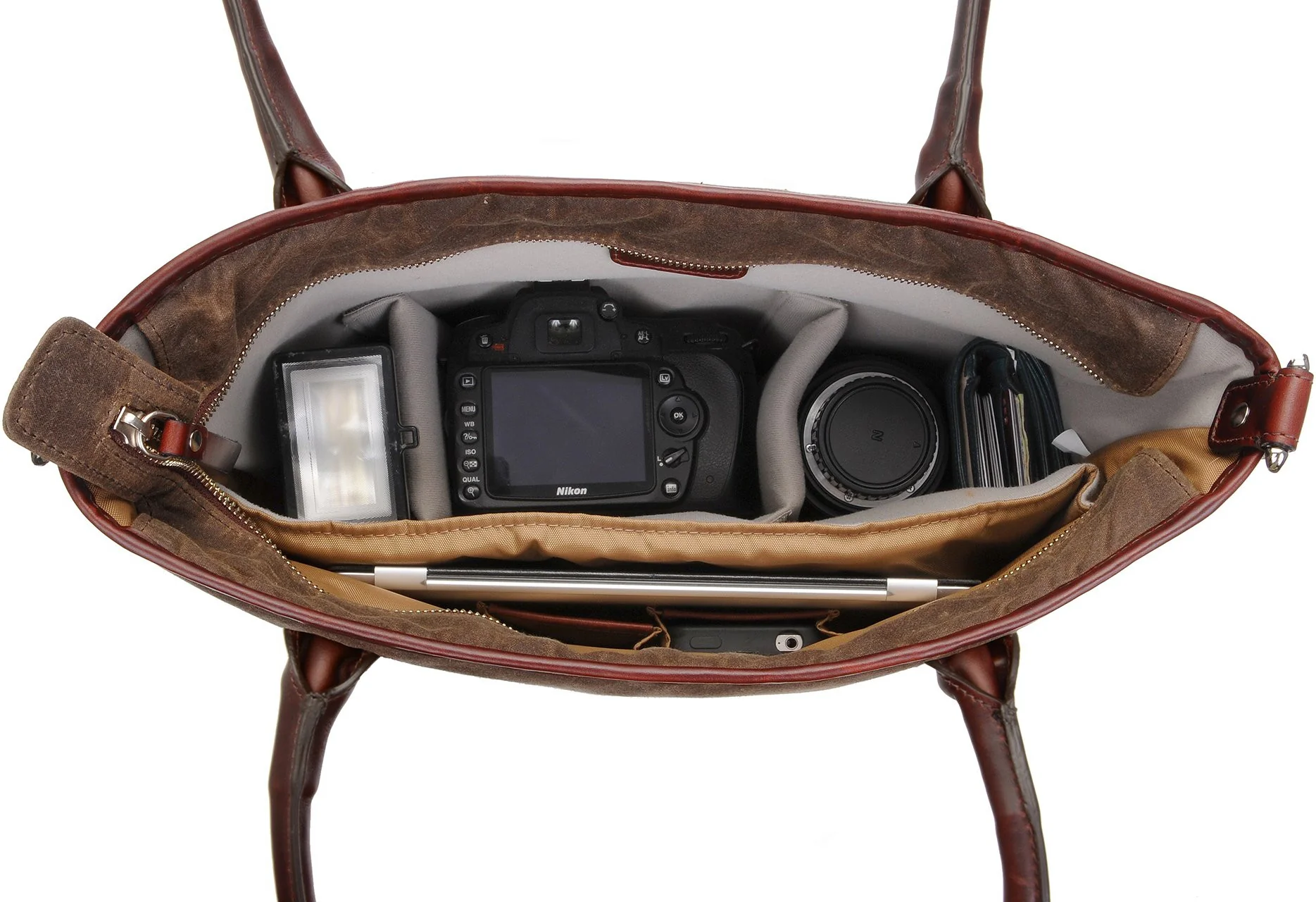 ONA Capri Camera and Laptop Shoulder Tote Bag (Field Tan) - Image 5