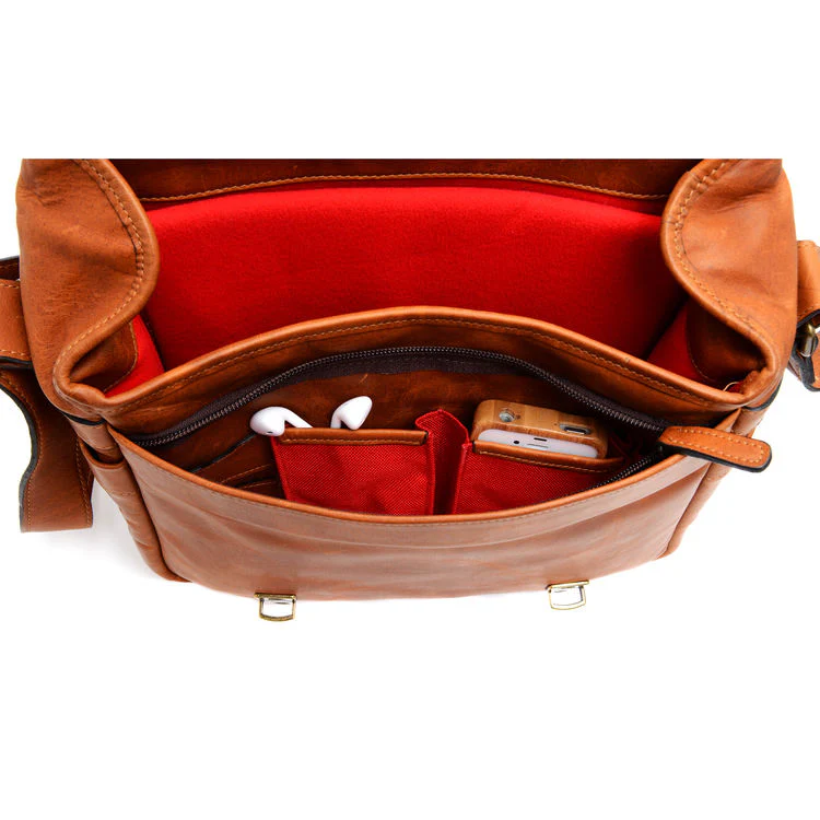 ONA Berlin II Messenger Camera Bag for Leica M-System (Vintage Bourbon Brown) - Image 3