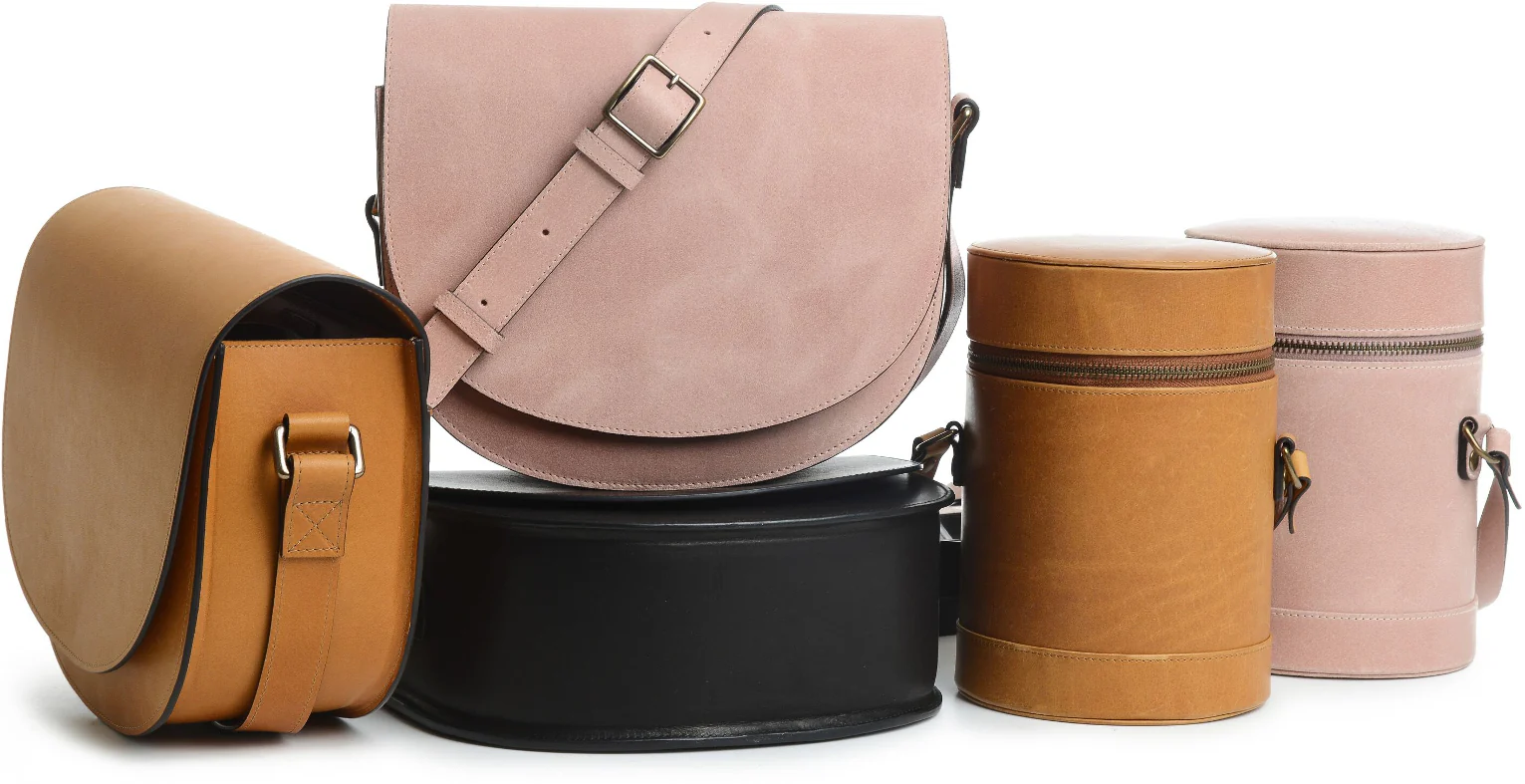 ONA Savannah II Camera Shoulder Bag (Black) - Image 8