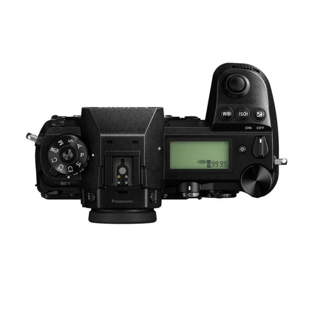 Panasonic LUMIX S1 24.2MP Digital Mirrorless Camera with 24-105mm f/4 Macro OIS Lens - Image 4