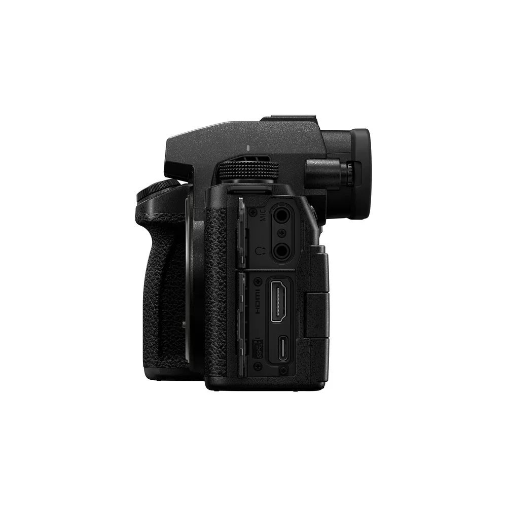 Panasonic DC-S5M2X 24.2MP Camera with S-R2060 20-60mm and S-S50 50mm Lens - Image 4