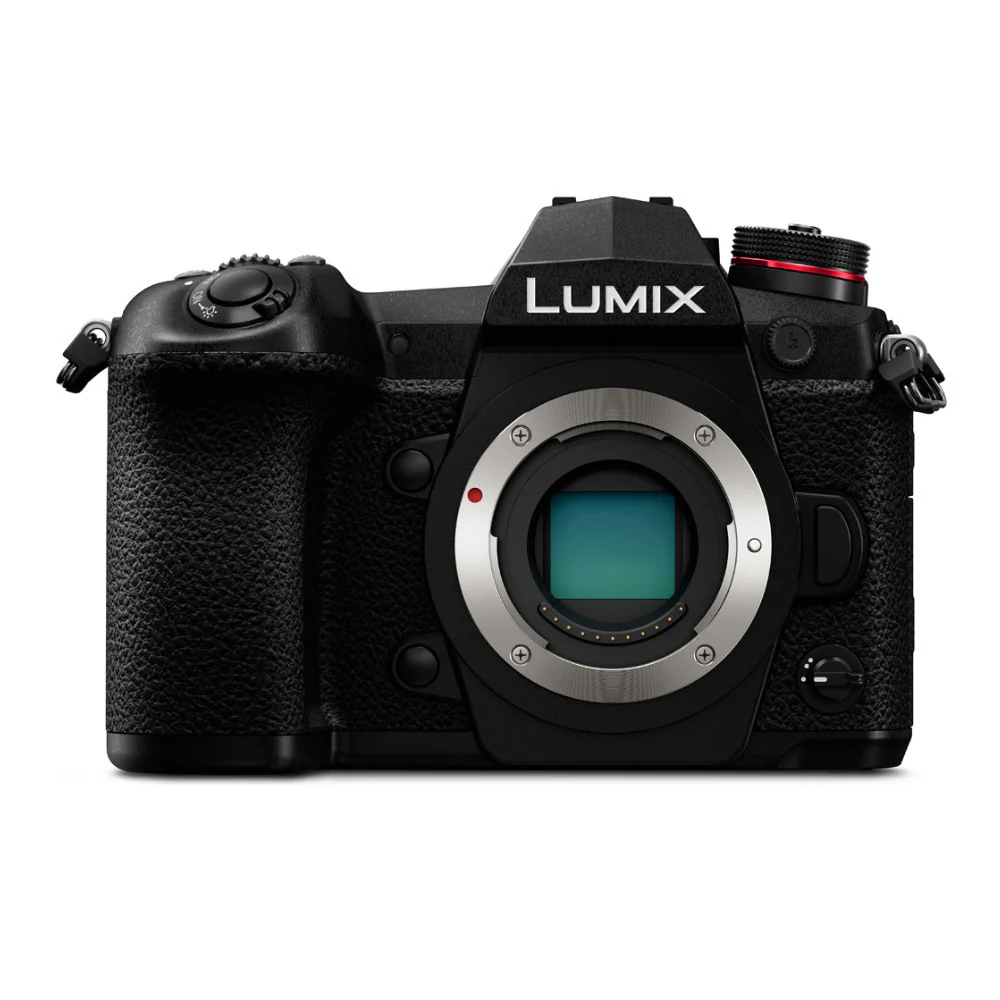 Panasonic LUMIX G9 20.3MP Mirrorless Camera Body with Camera Bag, Battery and Memory Card - Image 2