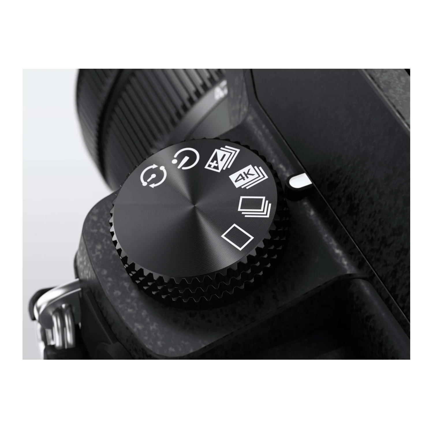Panasonic LUMIX G7 Mirrorless Camera with 14-140mm Lens - Image 19