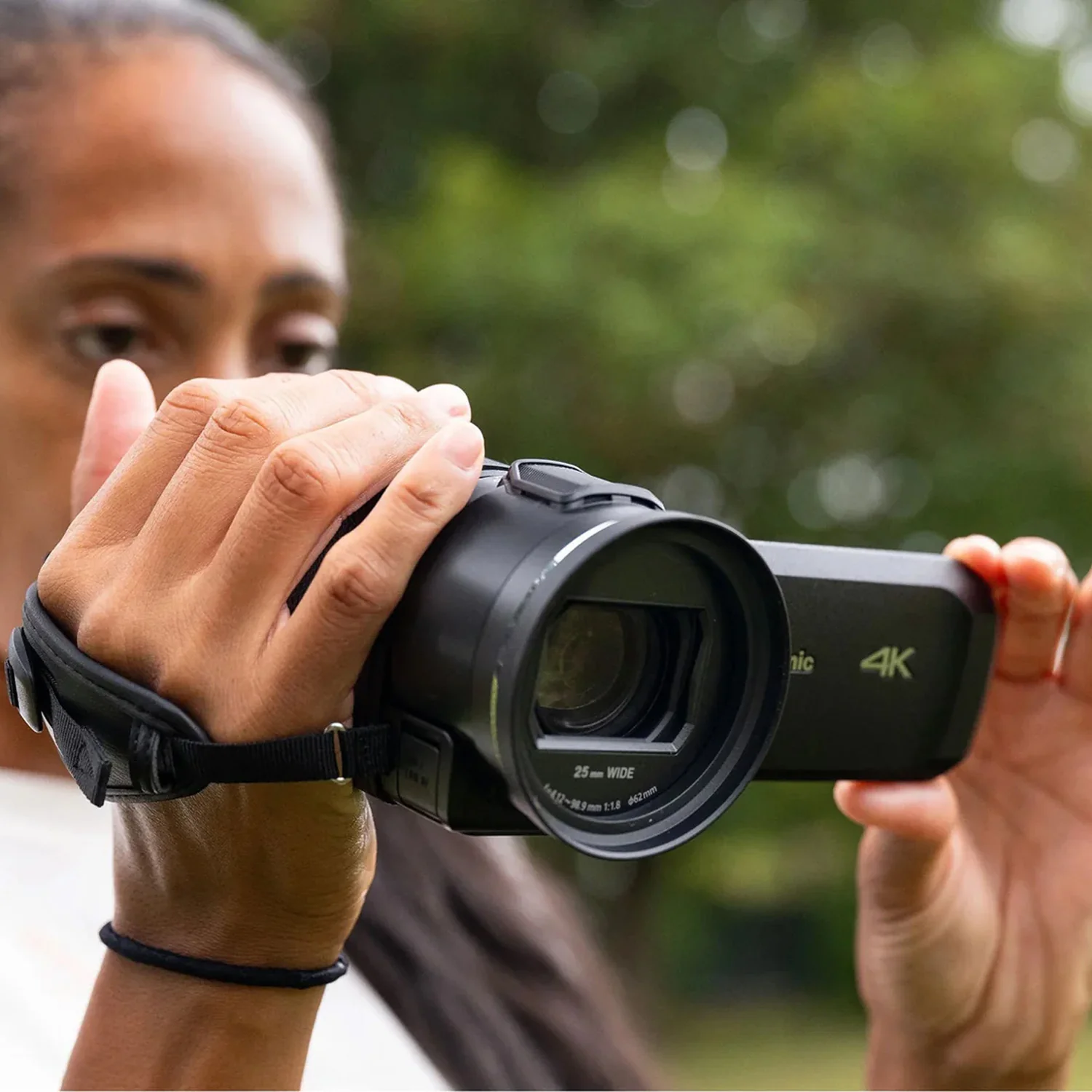Panasonic VX3 Camcorder with 4K Image Quality and 128GB SDXC 170MBPS Memory Card Bundle - Image 6
