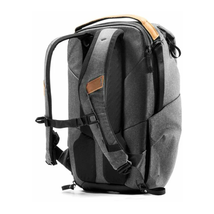 Peak Design 30L v2 Everyday Backpack (Charcoal) - Image 2