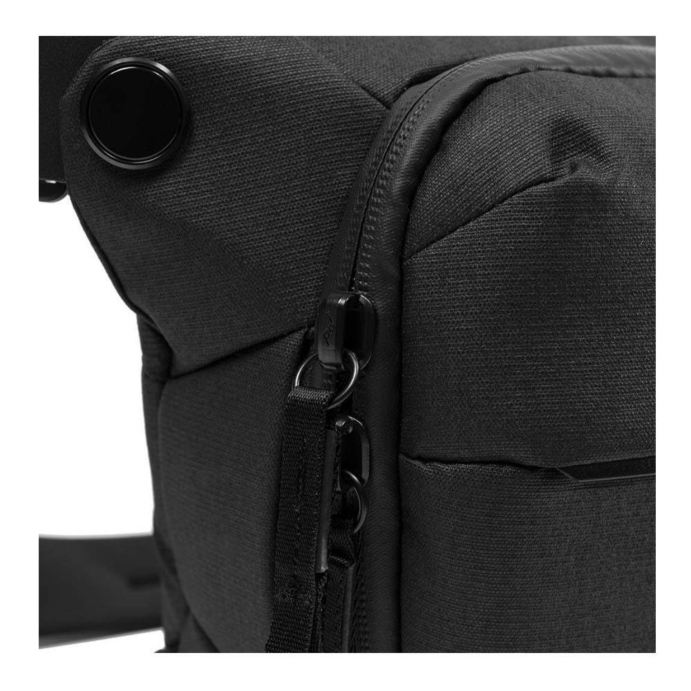 Peak Design 10L Everyday Sling v2 (Black) - Image 5