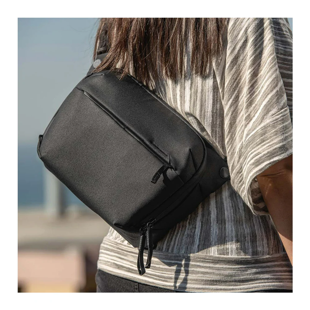 Peak Design 10L Everyday Sling v2 (Black) - Image 6
