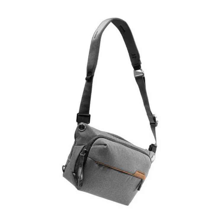 Peak Design 6L Everyday Sling v2 (Ash) - Image 3