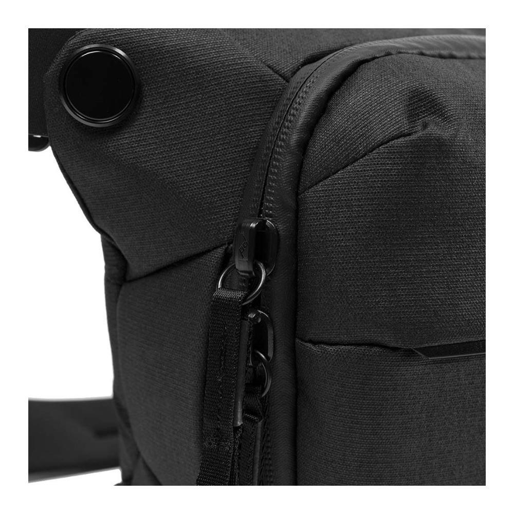 Peak Design Everyday Sling 6L v2 - Black - Image 4