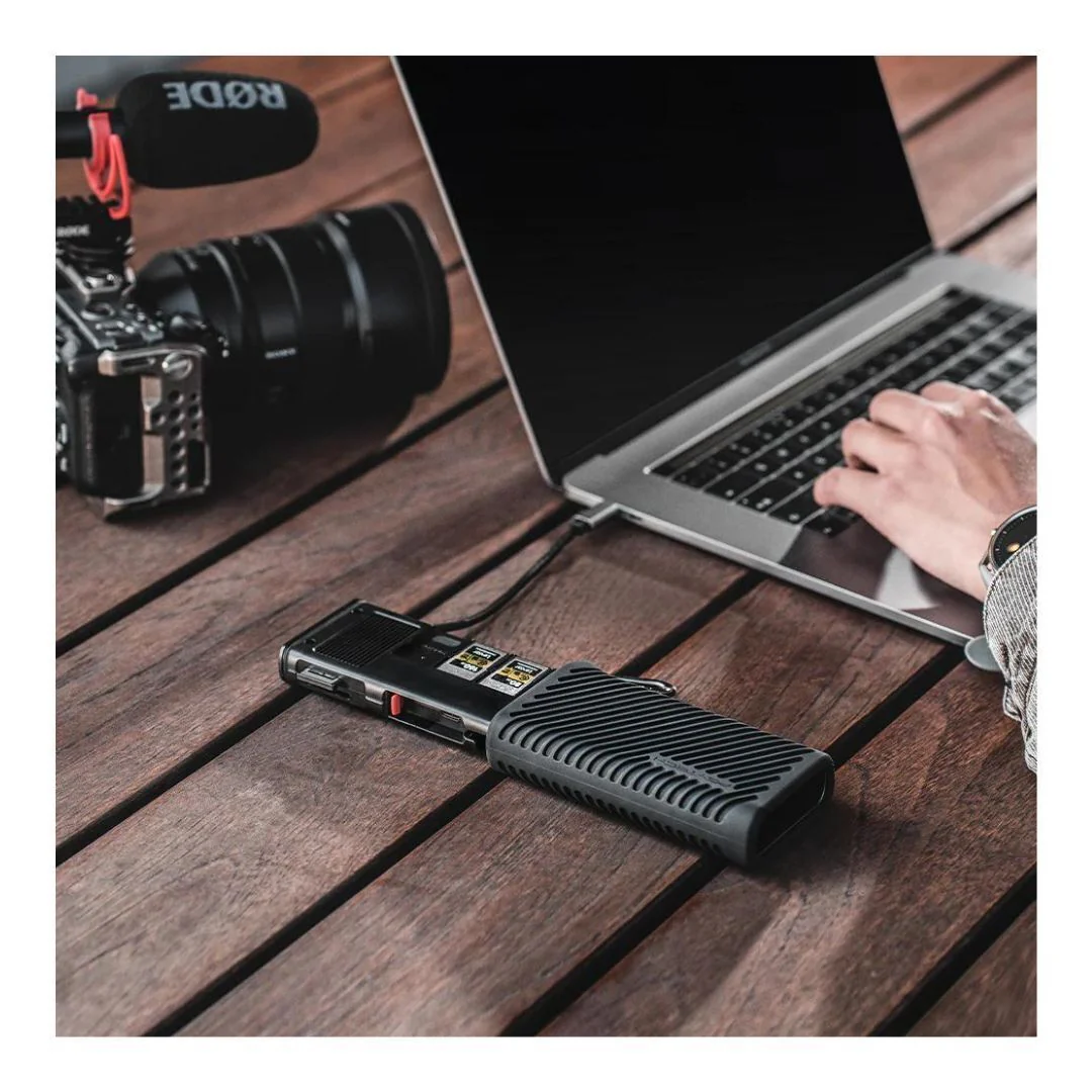 Pgytech CFexpress CreateMate Card Reader Case with Type B or SD Compatibility (Classic Black) - Image 5