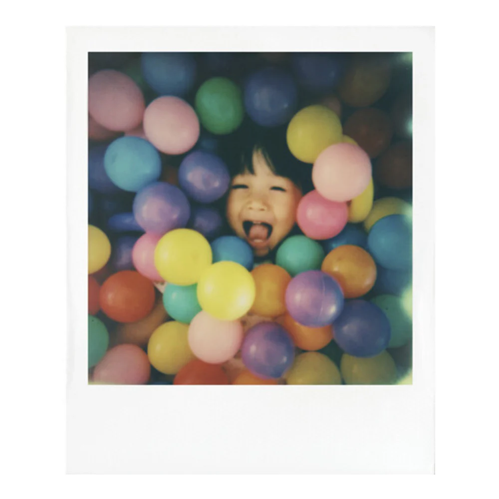 Polaroid Color Film for 600 Cameras 5 Pack (40 Pictures) - Image 4
