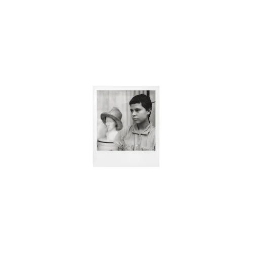 Polaroid B&W Film for i-Type Cameras (10-Pack) with PhotoBox and Keepsake Bundle - Image 13