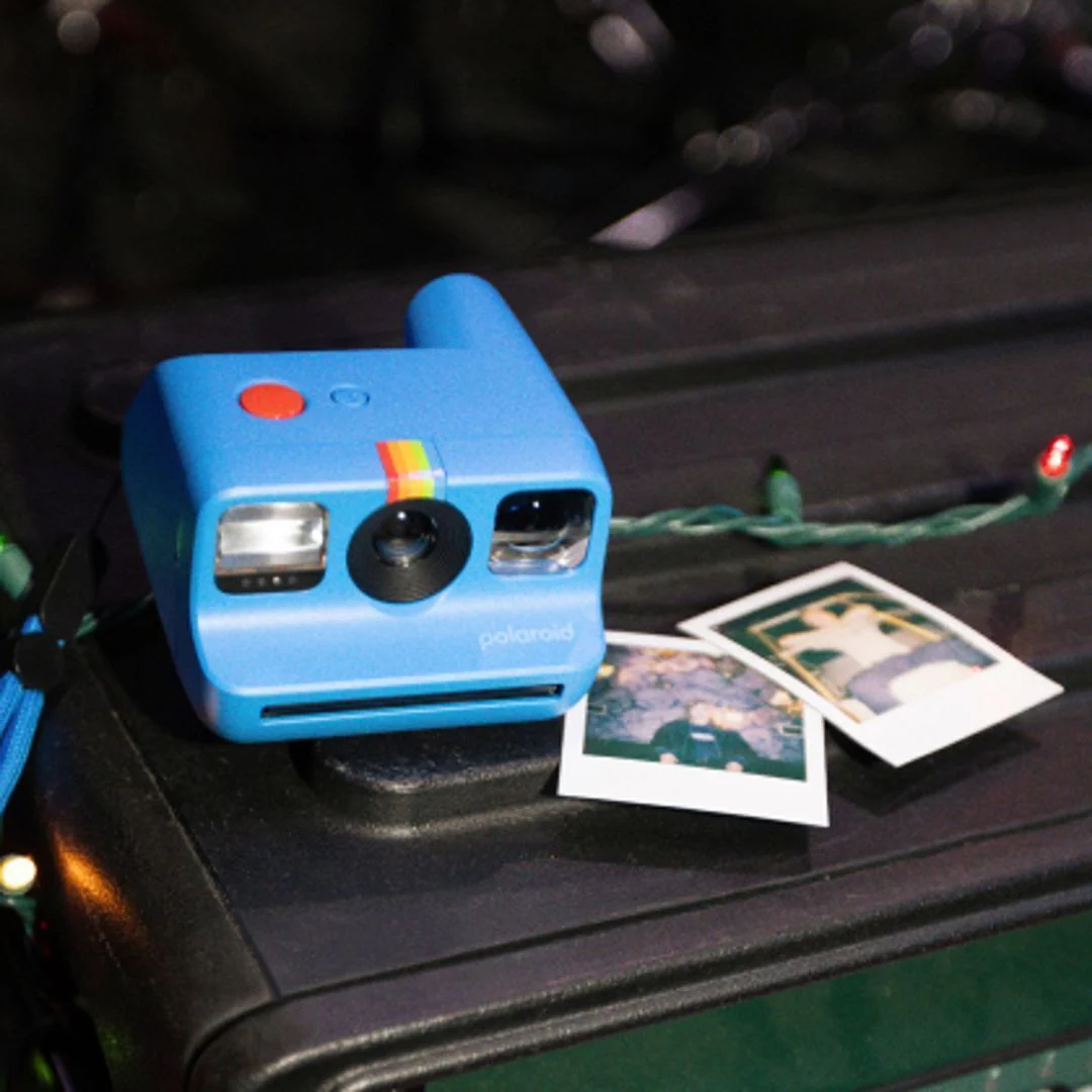 Polaroid Go Generation 2 Instant Camera (Blue) with Focus Camera Instax Film Kit Bundle - Image 6