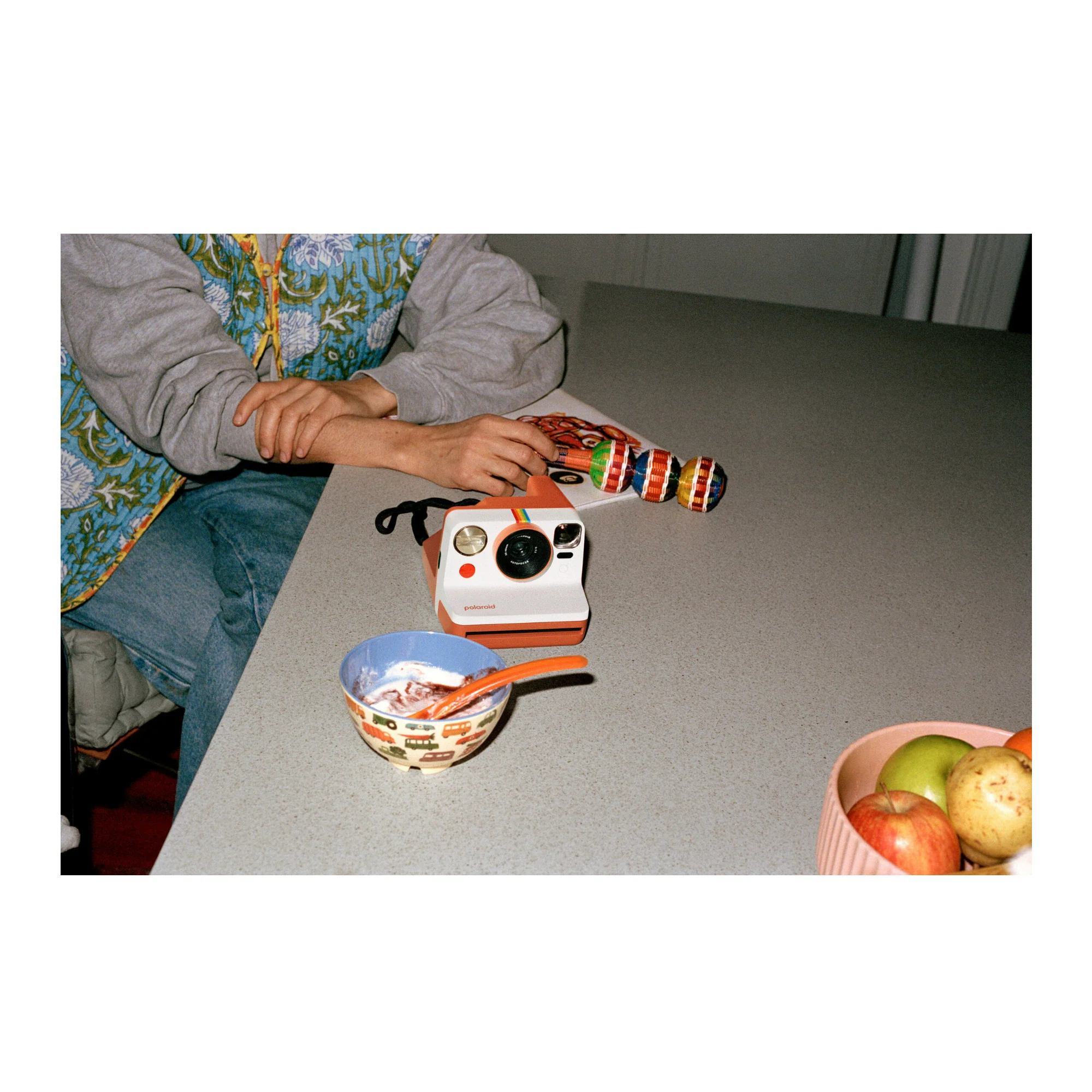 Polaroid Now Generation 3 Analog Instant Camera with Two-Lens Autofocus System (Coral) - Image 8