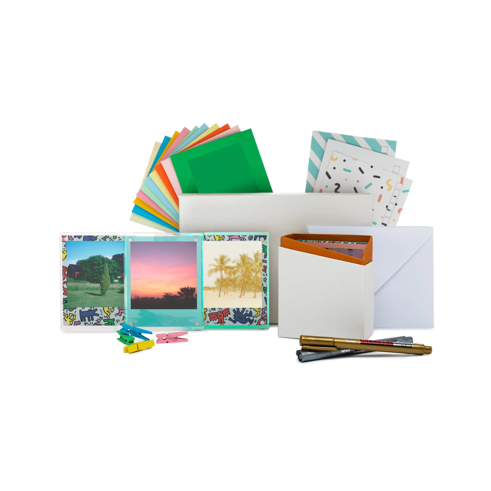 Polaroid Now Generation 3 Coral Analog Instant Camera with Color Film Bundle - Image 7