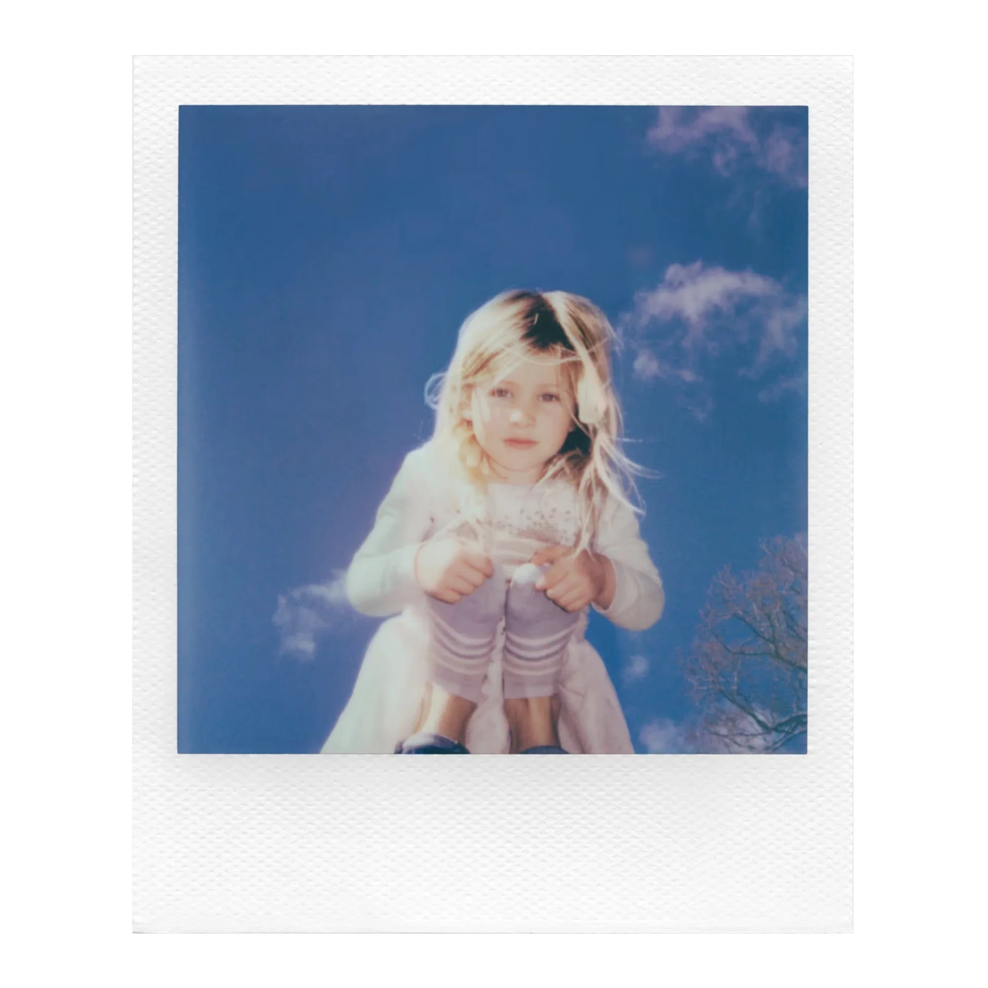 Polaroid Now Generation 3 MoMa Edition with Self-Timer and Autofocus Lens - Image 2