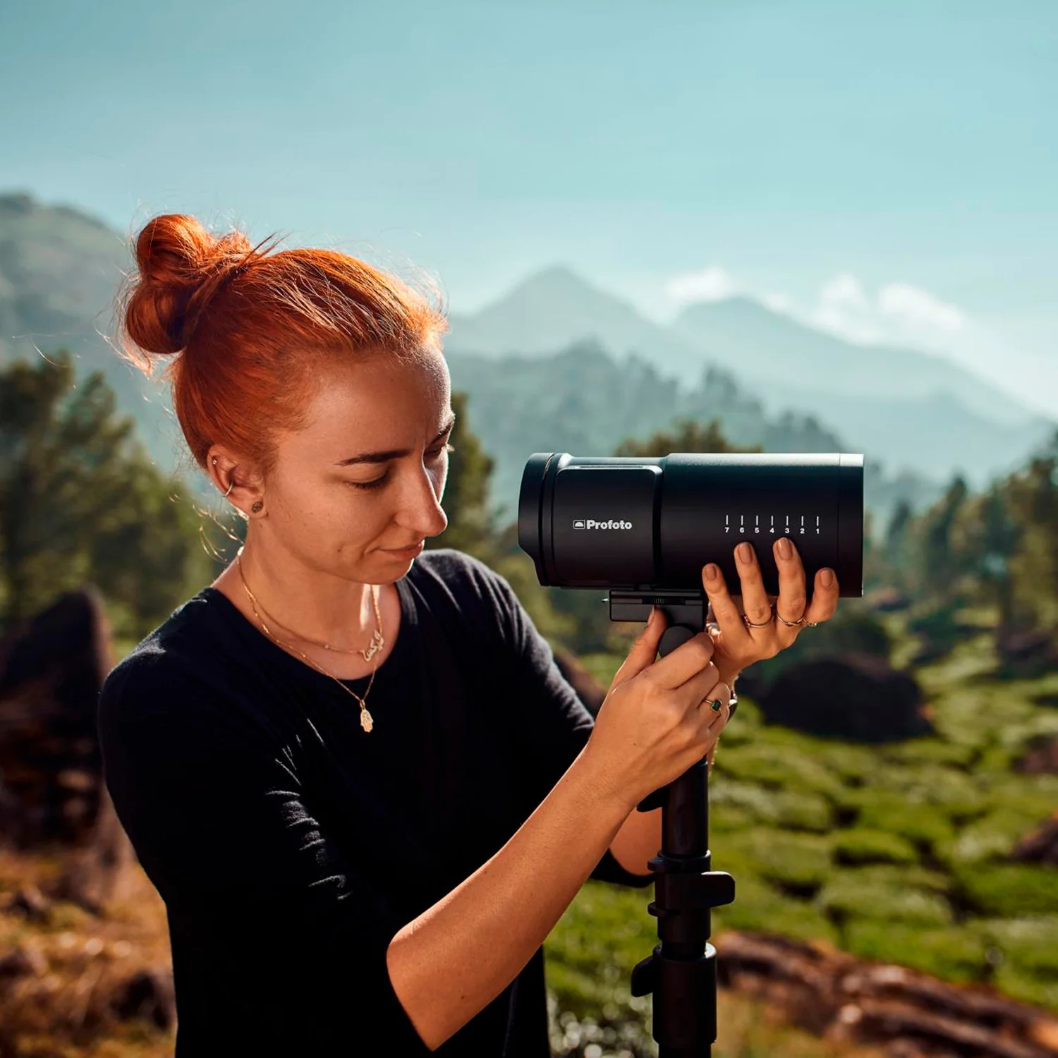 Profoto B10X Plus Off-Camera Flash and Continuous Light with Profoto Li-Ion Battery for B10 Bundle - Image 6