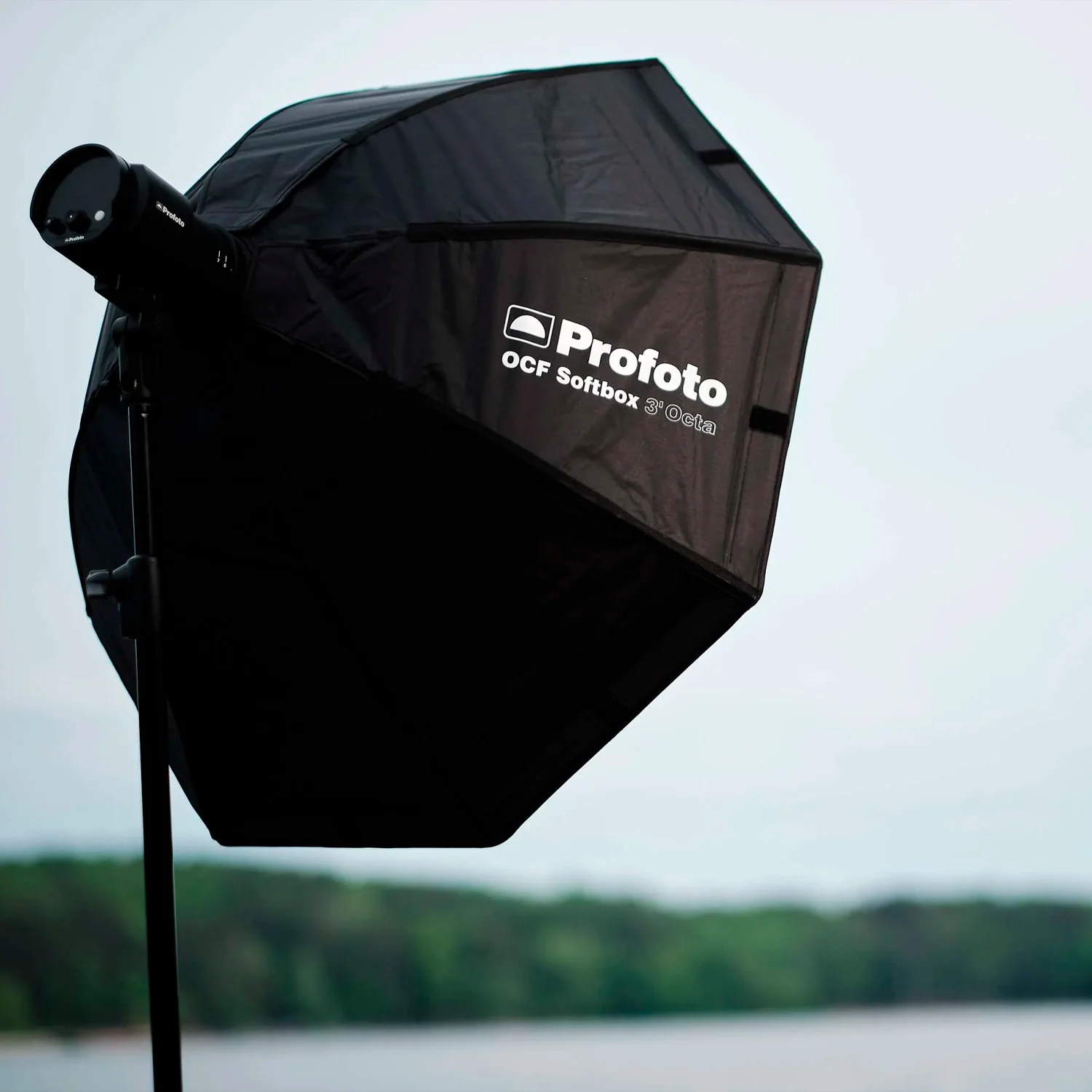 Profoto OCF Compact and Lightweight 3-Feet Softbox Octa with SoftGrid 50-Degree 3-Feet Octa Bundle - Image 5