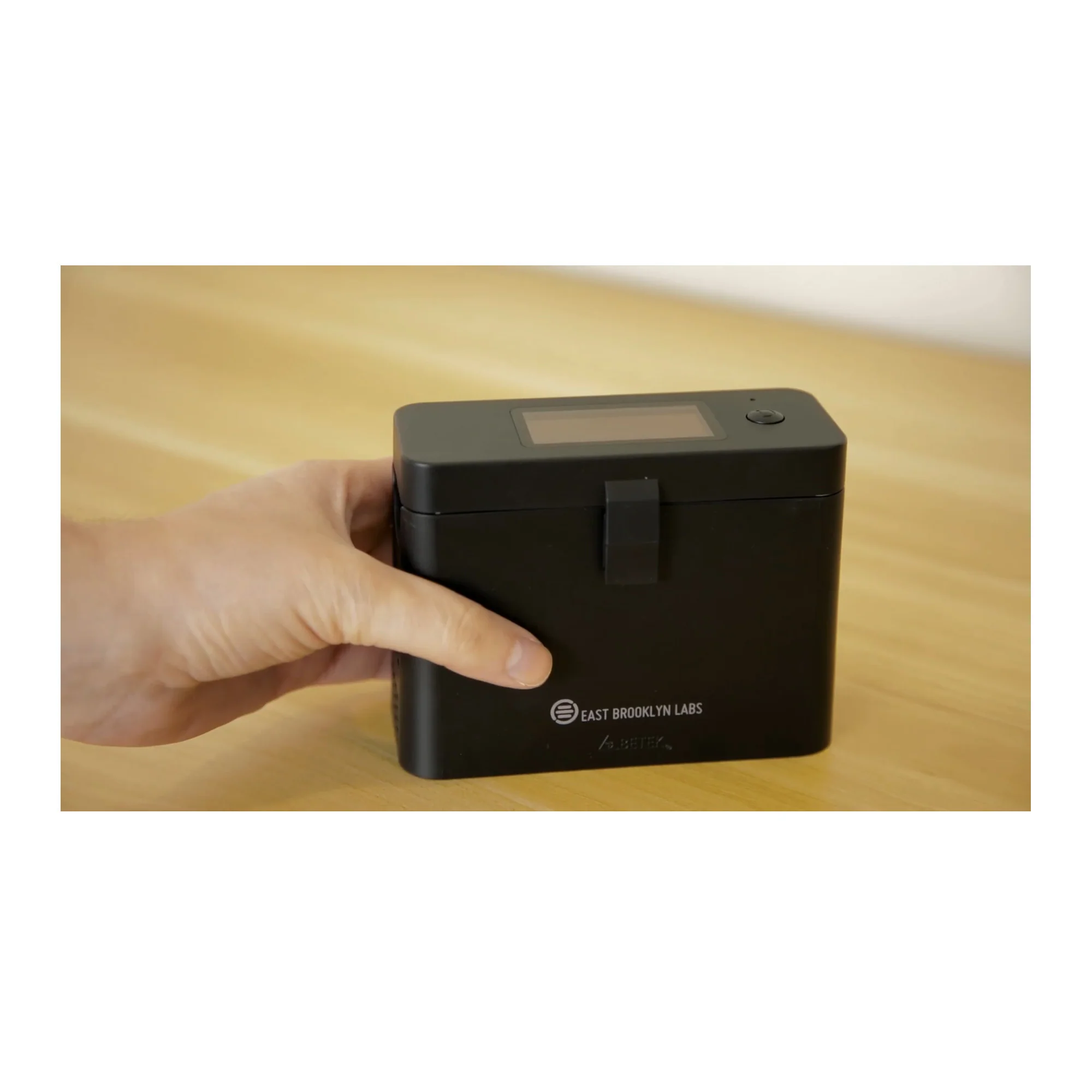 East Brooklyn Labs RadCad Battery Charger and Caddy for AA Rechargeable Batteries - Image 10