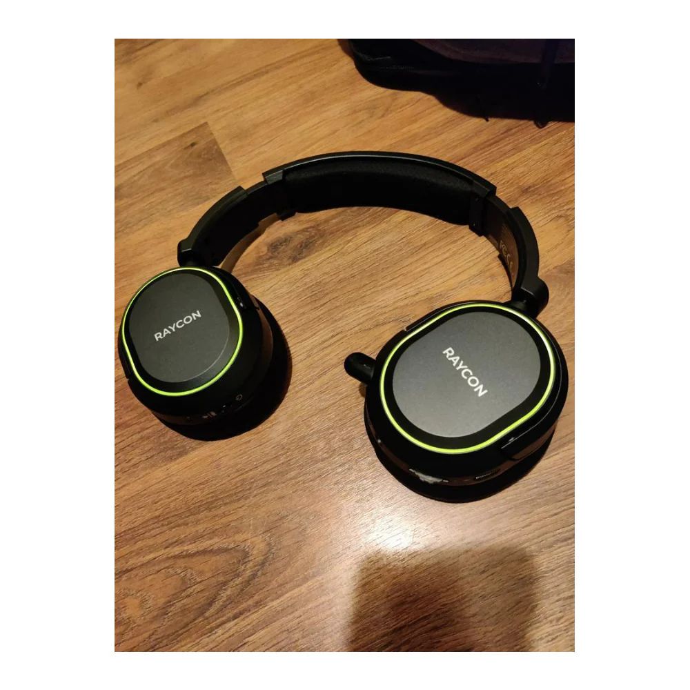 Raycon Gaming Wireless Headphones with Retractable HD Mic (Deep Space Black) - Image 4