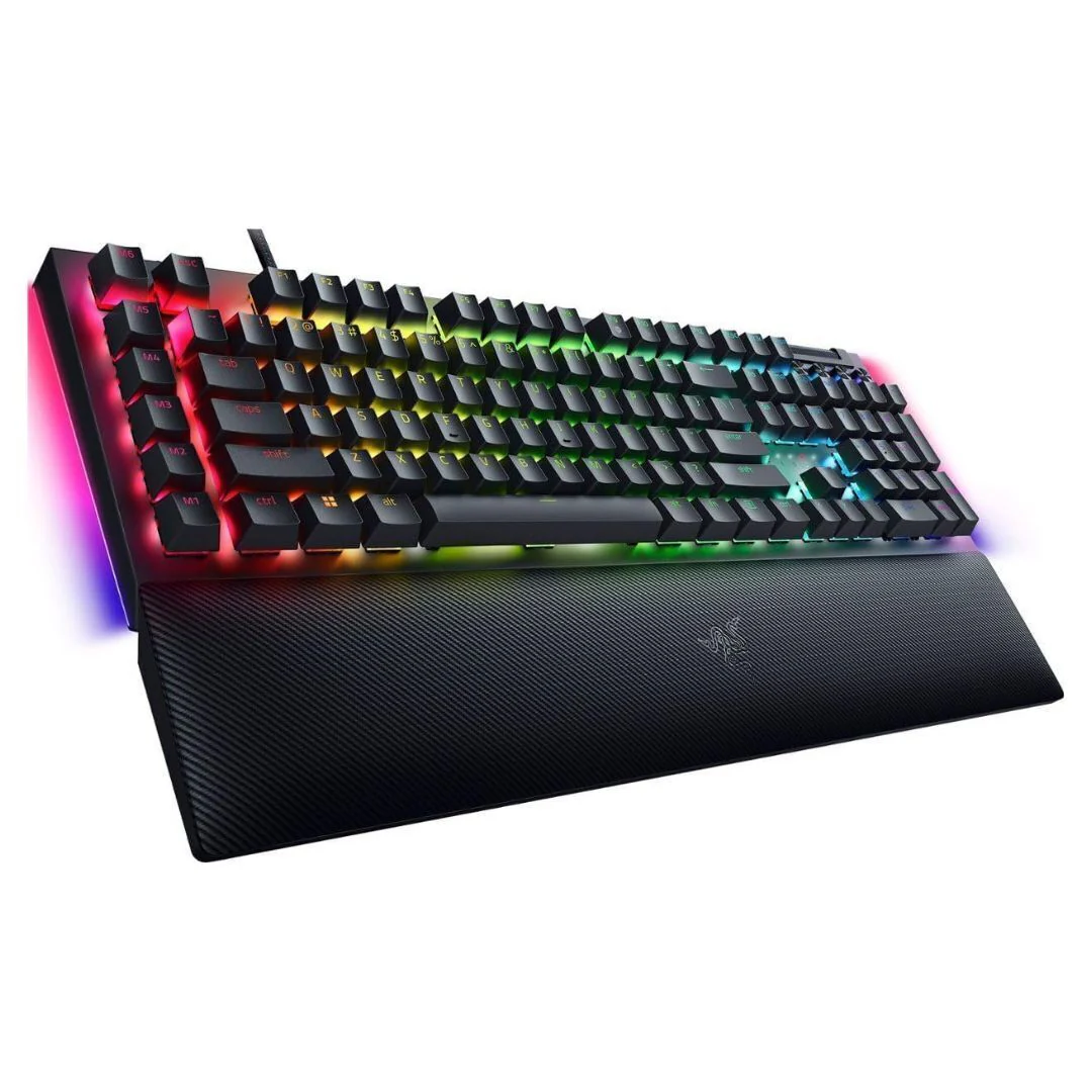 Razer BlackWidow V4 Green Switch Gaming Keyboard, RZ03-04690200, 104 Keys, Black (Certified Refurbished) - Image 2
