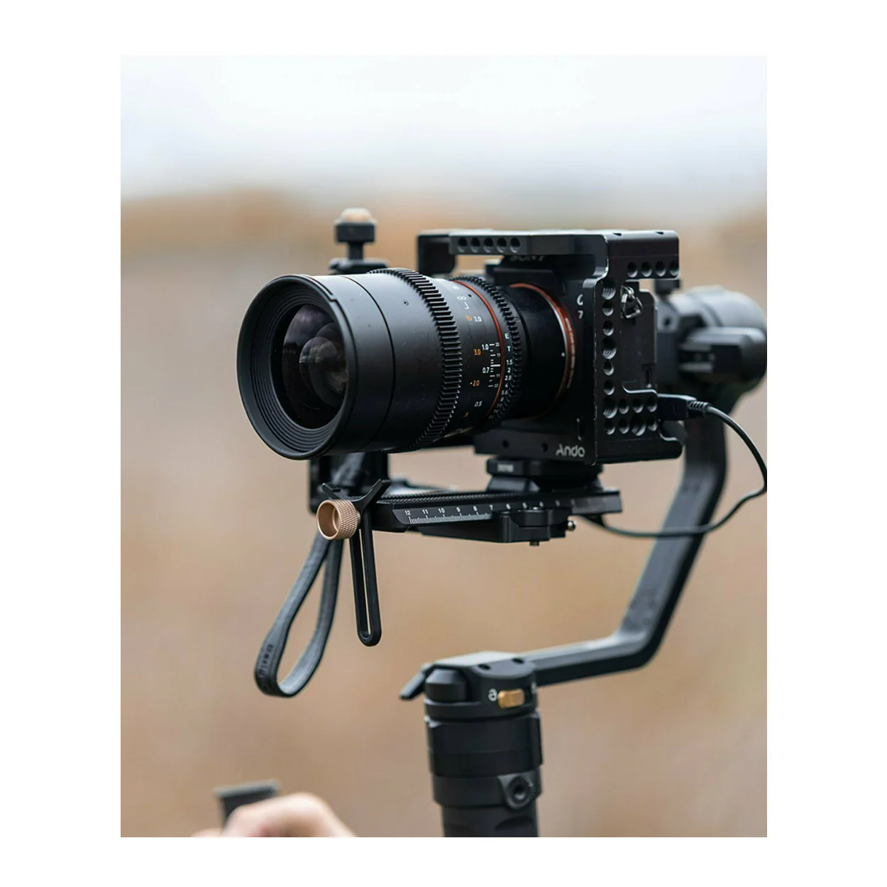 Rokinon 135mm T2.2 DSX High-Speed Cine Lens (Sony E) - Image 7