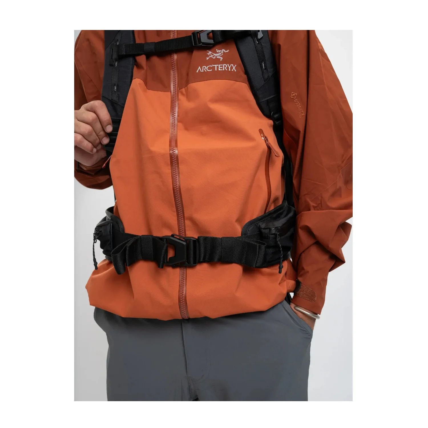 Sakk Gear Sakk Pack V2 52L Camera Backpack with Lens & Laptop Storage - Image 8