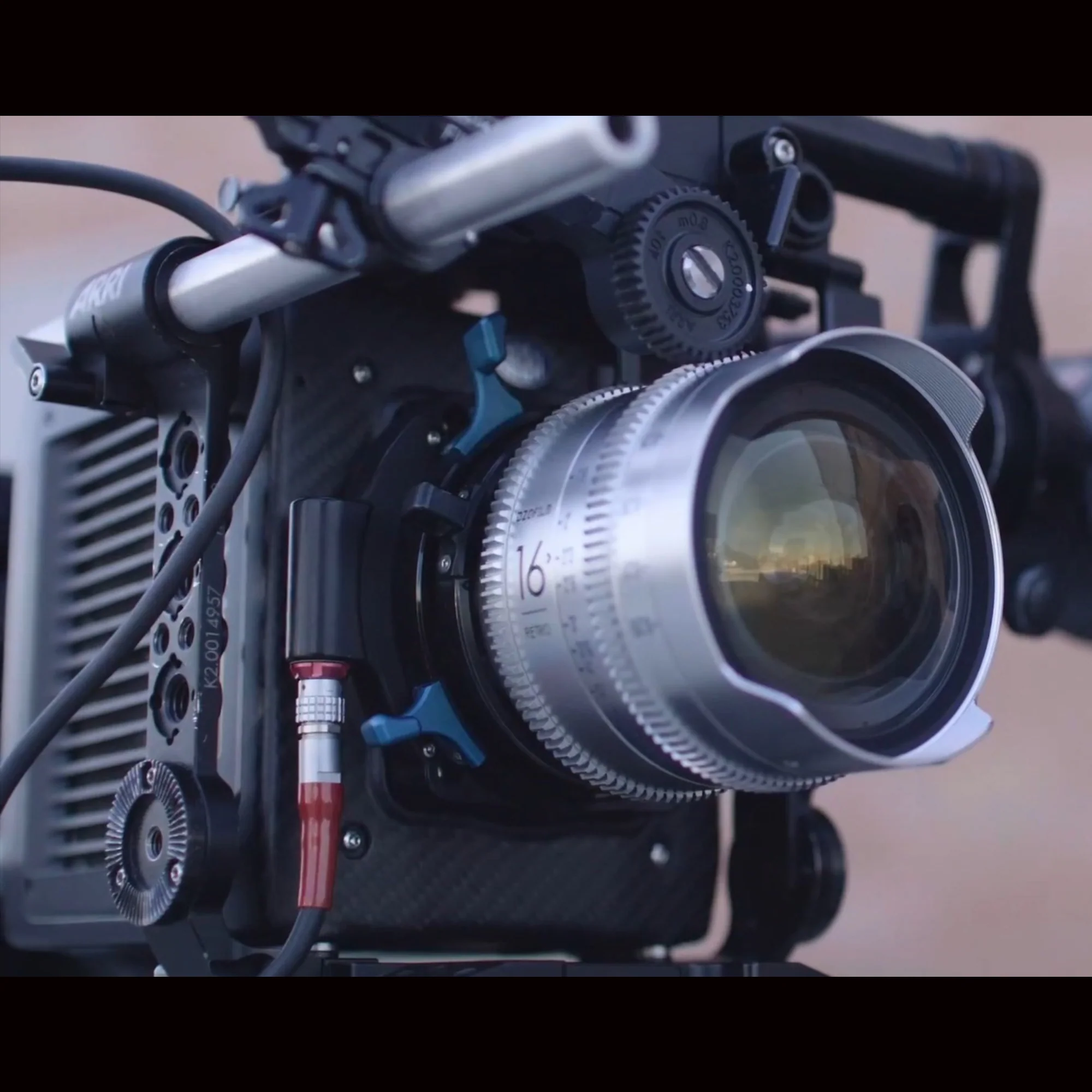 DZOFilm VESPID Retro 7-Lens Kit 16mm, 25mm, 35mm, 50mm, 75mm, 100mm, and 125 mm with Hard Case - Image 8