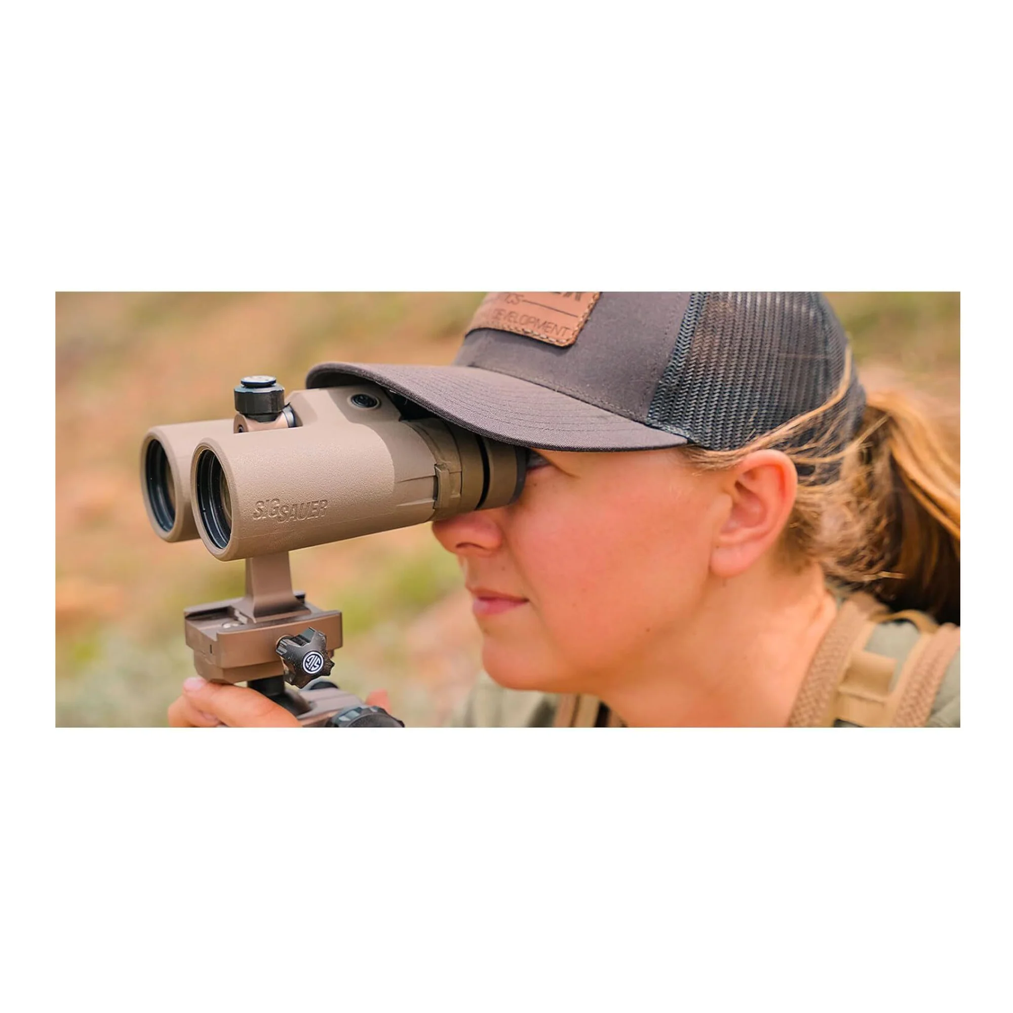 SIG SAUER ZULU8 HDX 10x50mm Closed Bridge Binoculars with Carrying Case (FDE) - Image 7