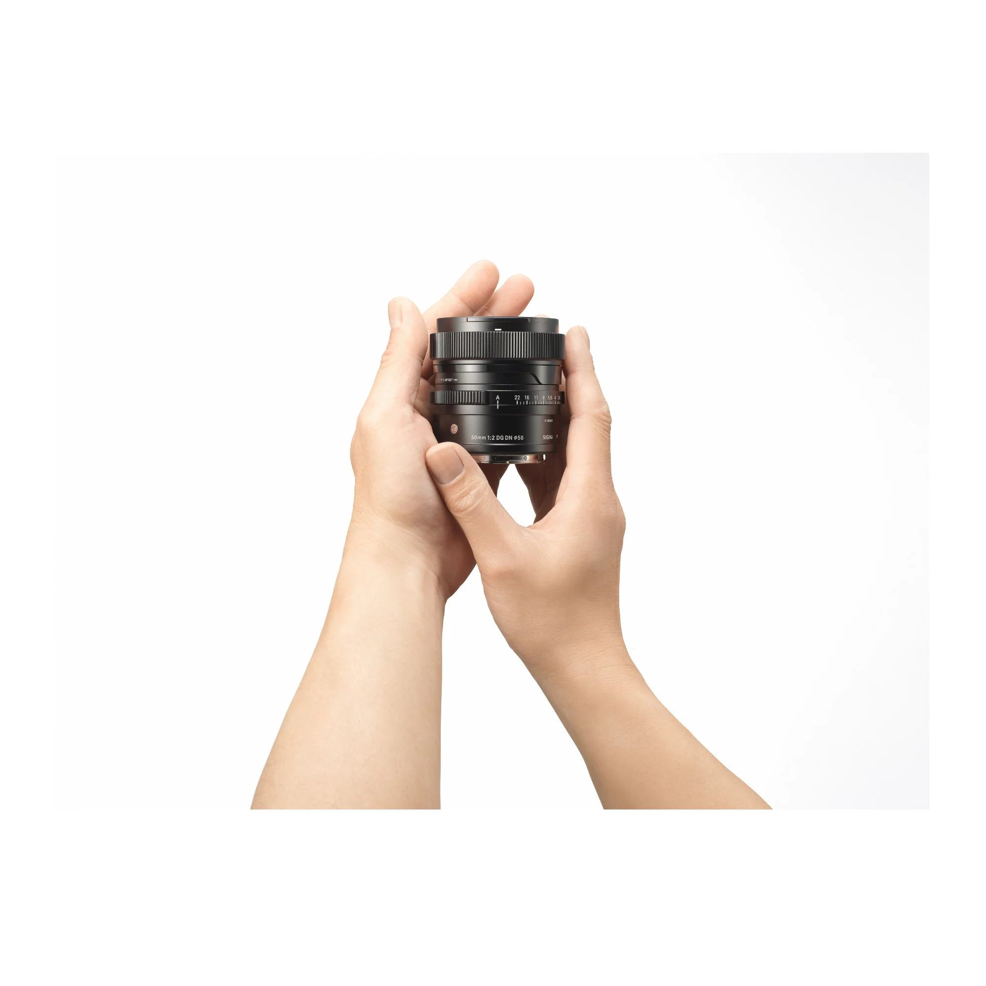 Sigma 50mm F2 DG DN Contemporary Series Standard Lens for Sony E Mount with Lens Cap and Lens Hood - Image 5