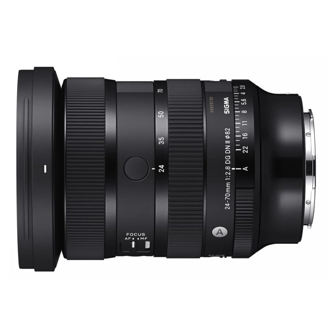 Sigma 24-70MM F2.8 DG DN II ART Lens (L Mount) with 64GB SDXC UHS-I Memory Card - Image 3