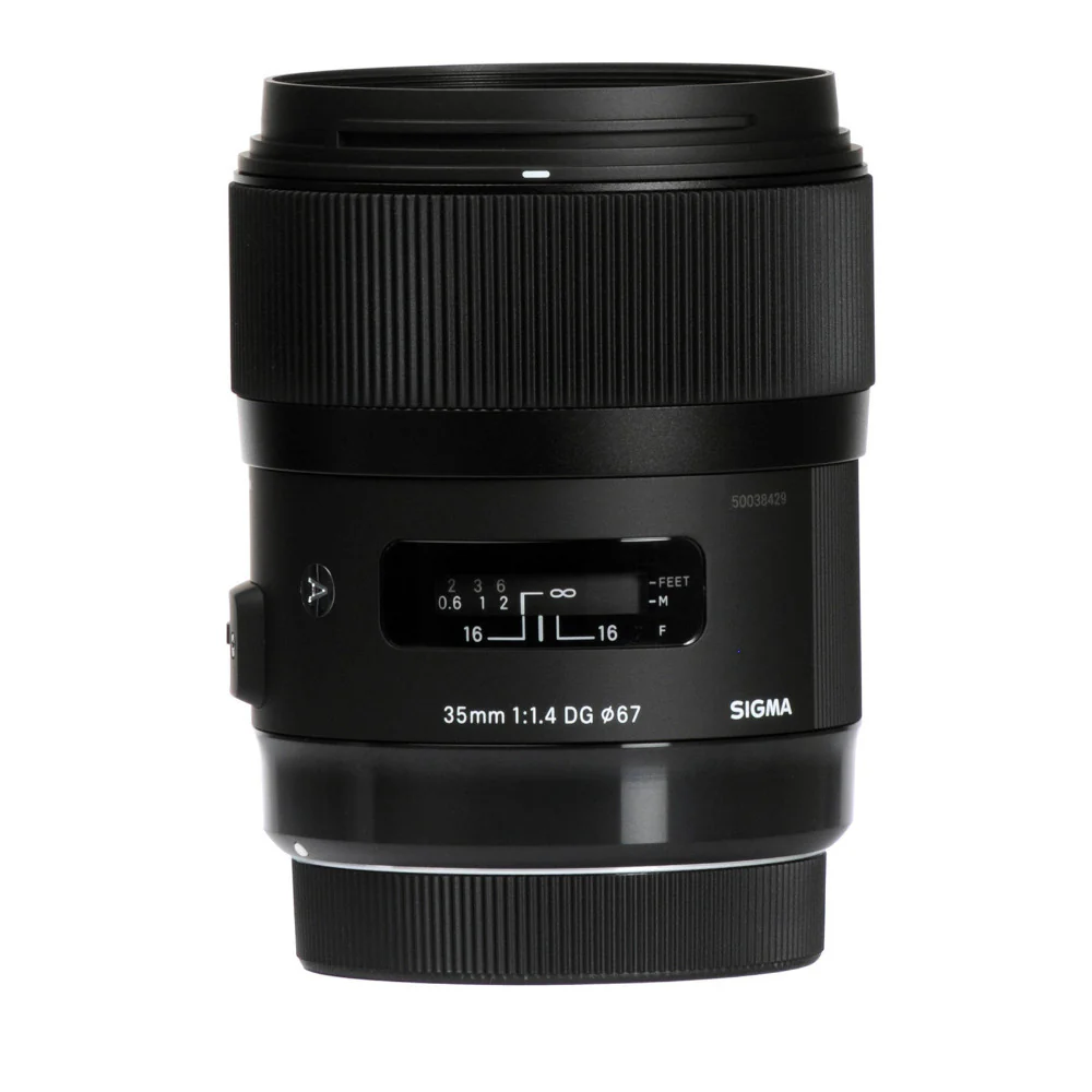 Sigma 35mm f/1.4 DG HSM ART Lens for Canon EF with USB Dock AND 64GB Extreme PRO SD Card Bundle - Image 6