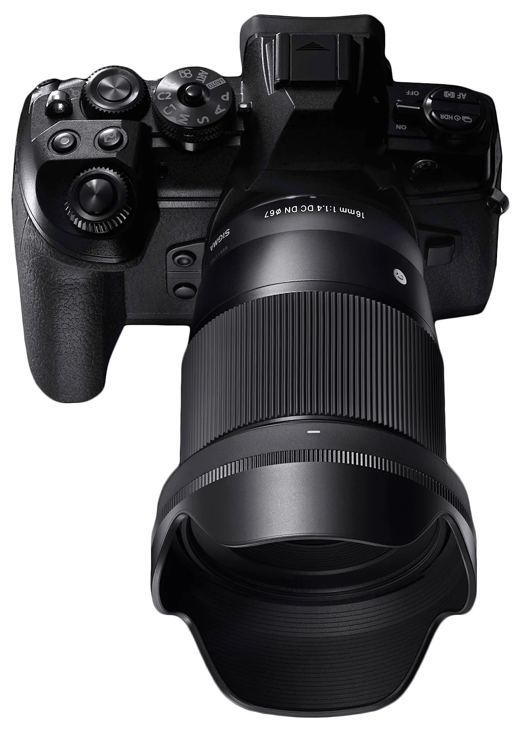 Sigma 16mm f/1.4 DC DN Contemporary Lens for Micro Four Thirds with 64GB Card and Pouch Bundle - Image 13