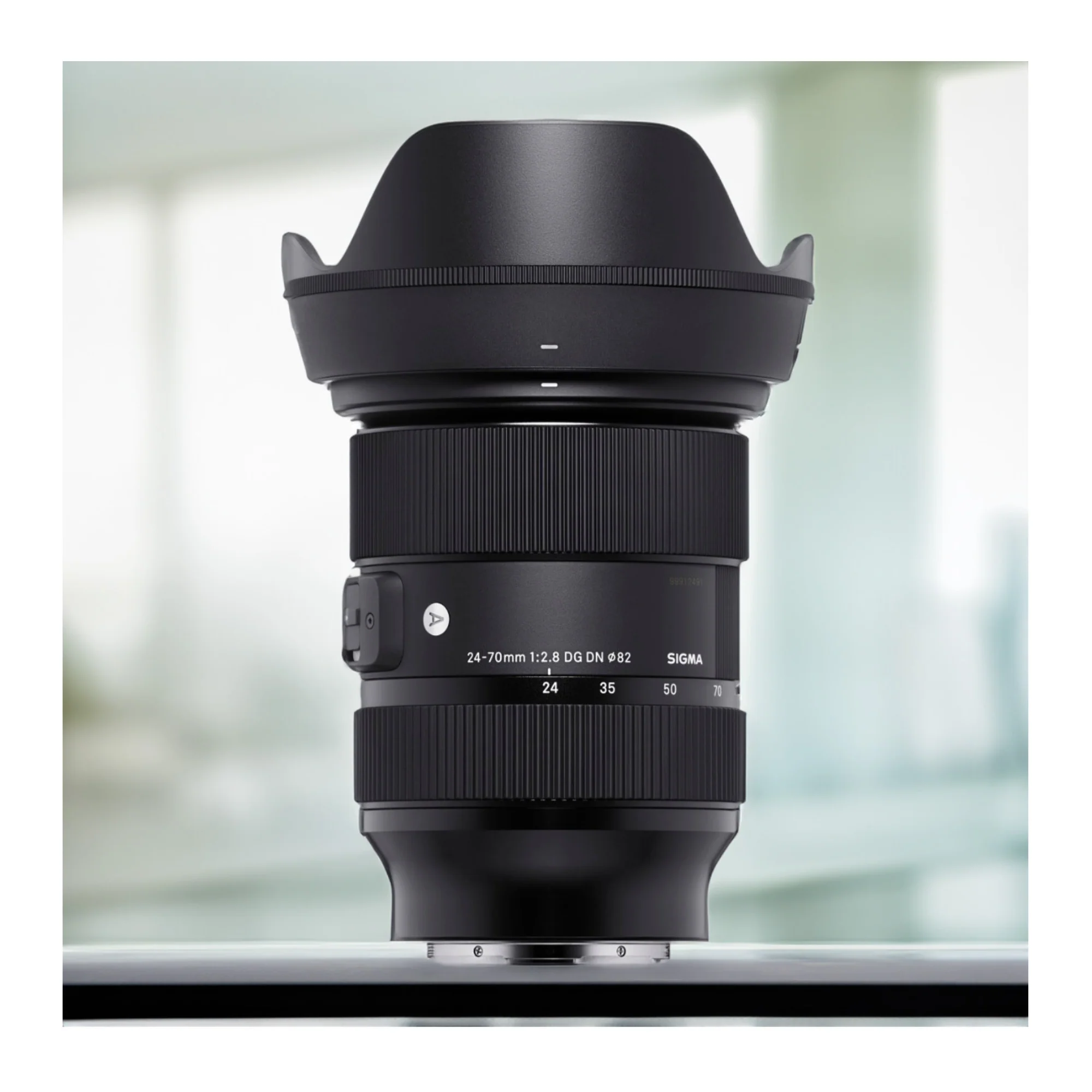 Sigma 24-70mm f/2.8 DG DN Art Zoom Full Frame E-Mount Lens with Software Suite, 64GB SD Card Bundle - Image 7