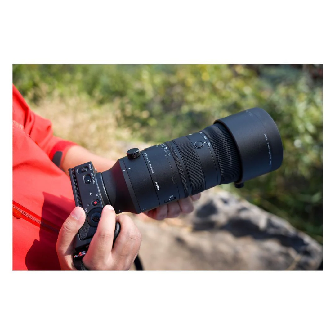 SIGMA 70-200 mm F2.8 DG DN OS Sports for Leica L-Mount with 1TB Portable Hard Drive Bundle - Image 6
