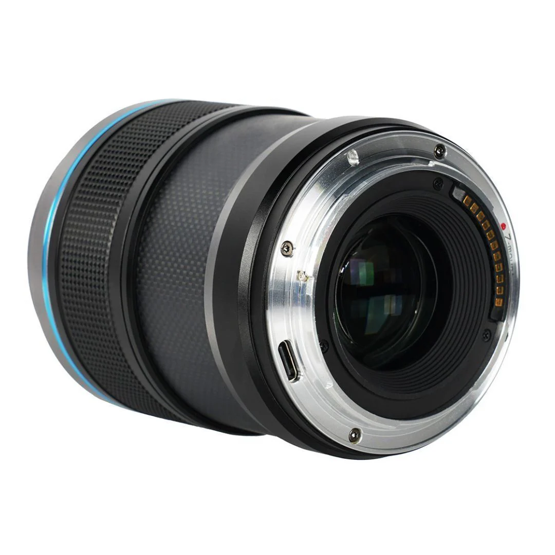 SIRUI Sniper Series 33mm F1.2 APS-C Autofocus Lens (X Mount, Black, Carbon Fiber) - Image 5