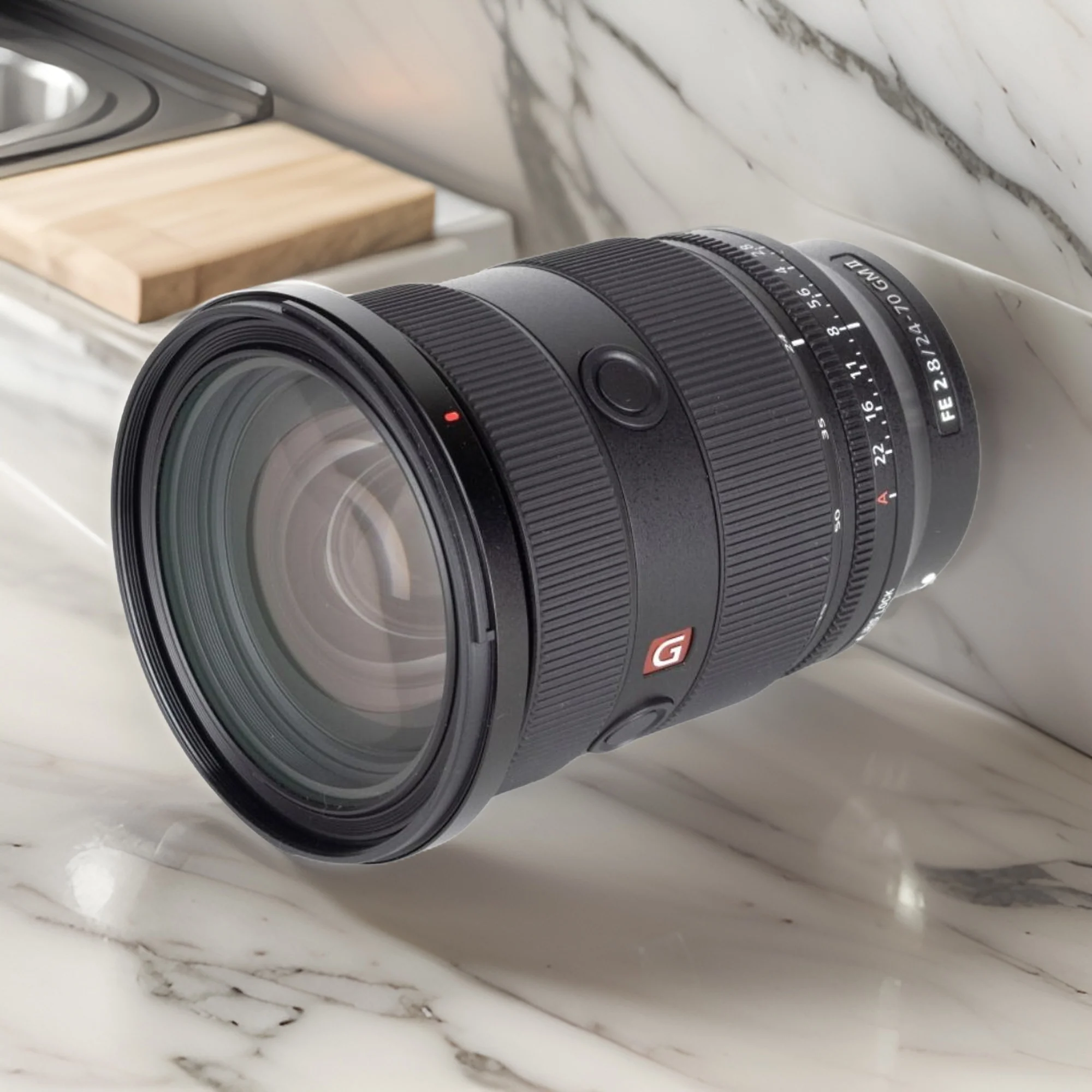 Sony FE 16-35mm F2.8 GM II Full-frame Zoom G Master Lens with Editing Software, 64GB SD Card Bundle - Image 6