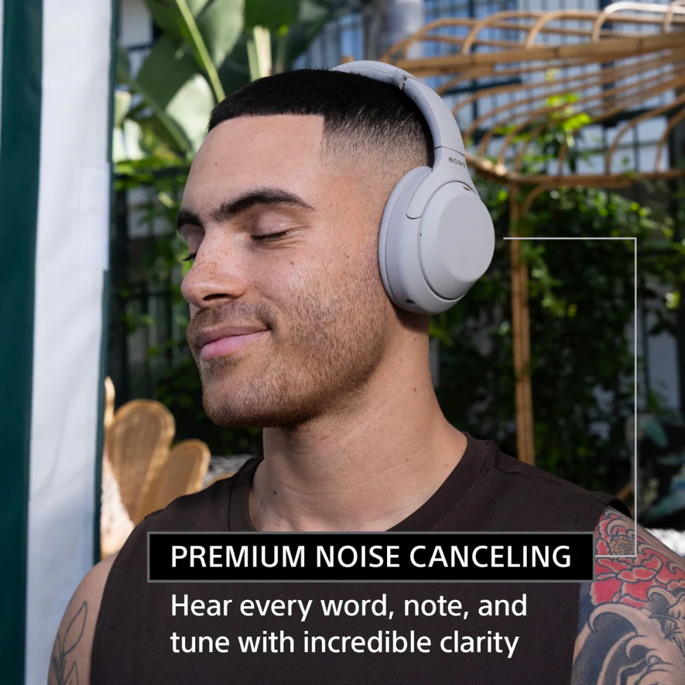 Sony WH 1000XM4 Wireless Noise Canceling Over Ear Black Headphones Bundle - Image 5